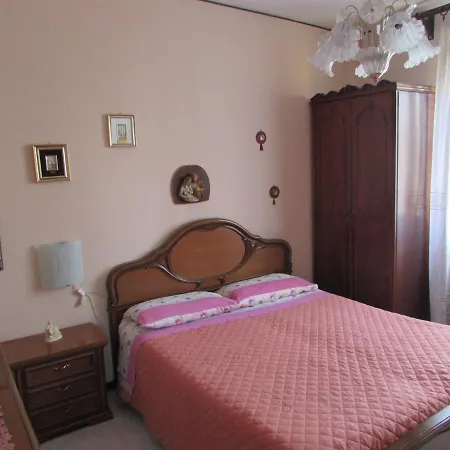 Casa Giuliano Apartment Pincara